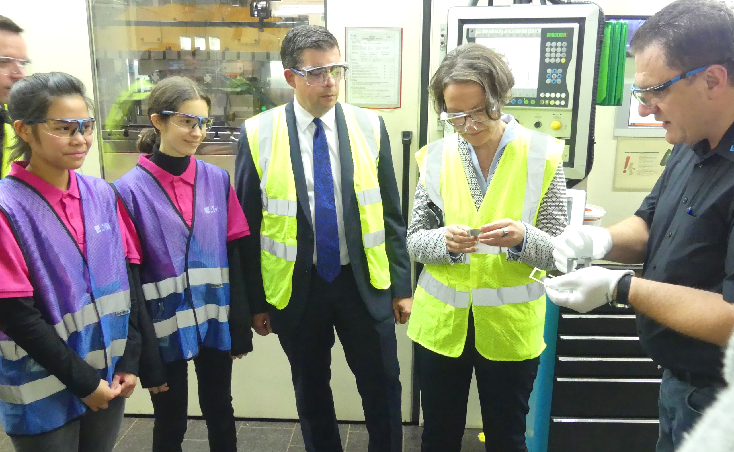 Besuch Ina Scharrenbach Eaton Produktion