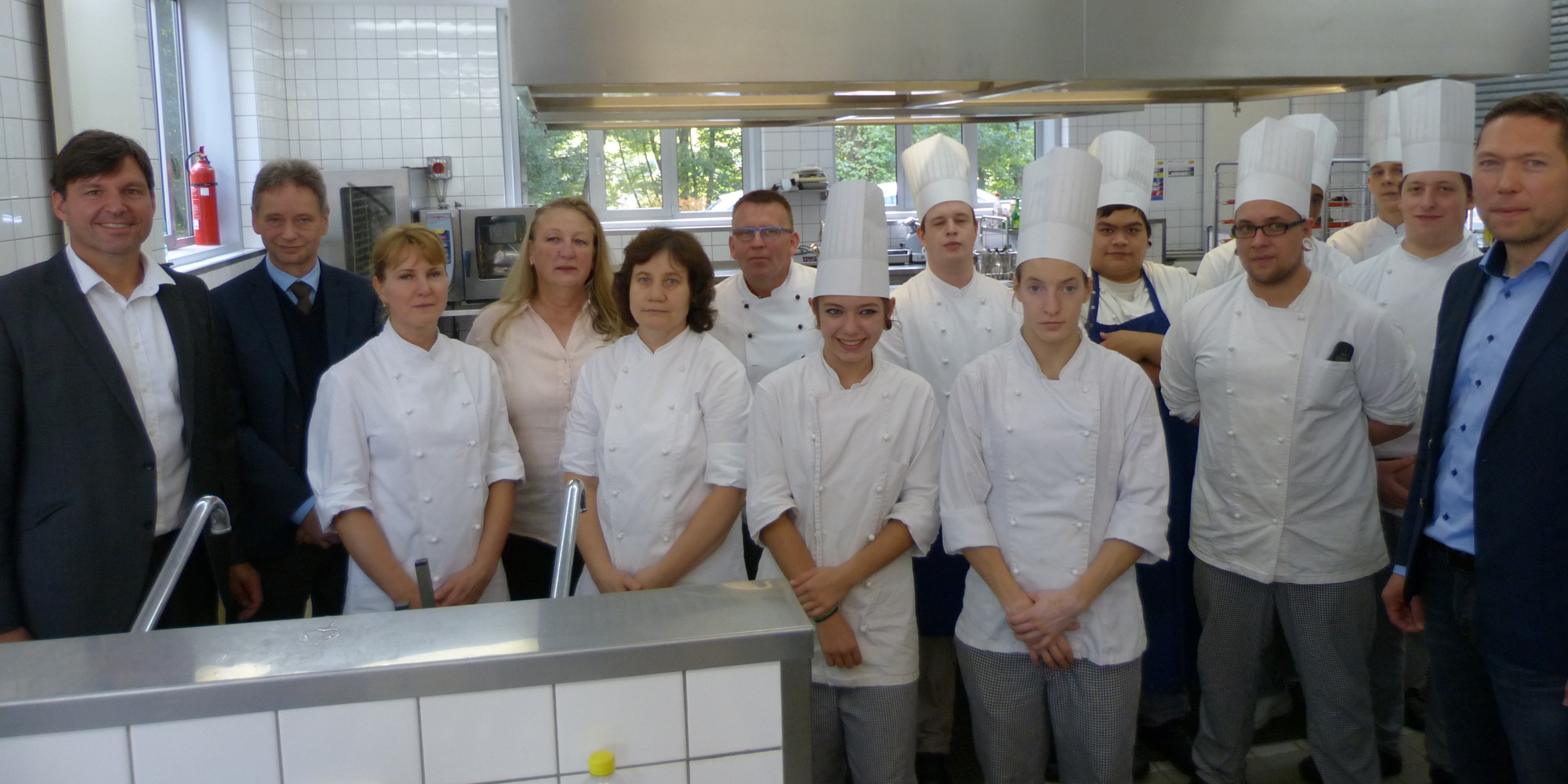 Die Mensa der Gesamtschule Gummersbach ist "Pionierkantine 207" Die Mensa der Gesamtschule Gummersbach ist "Pionierkantine 207"