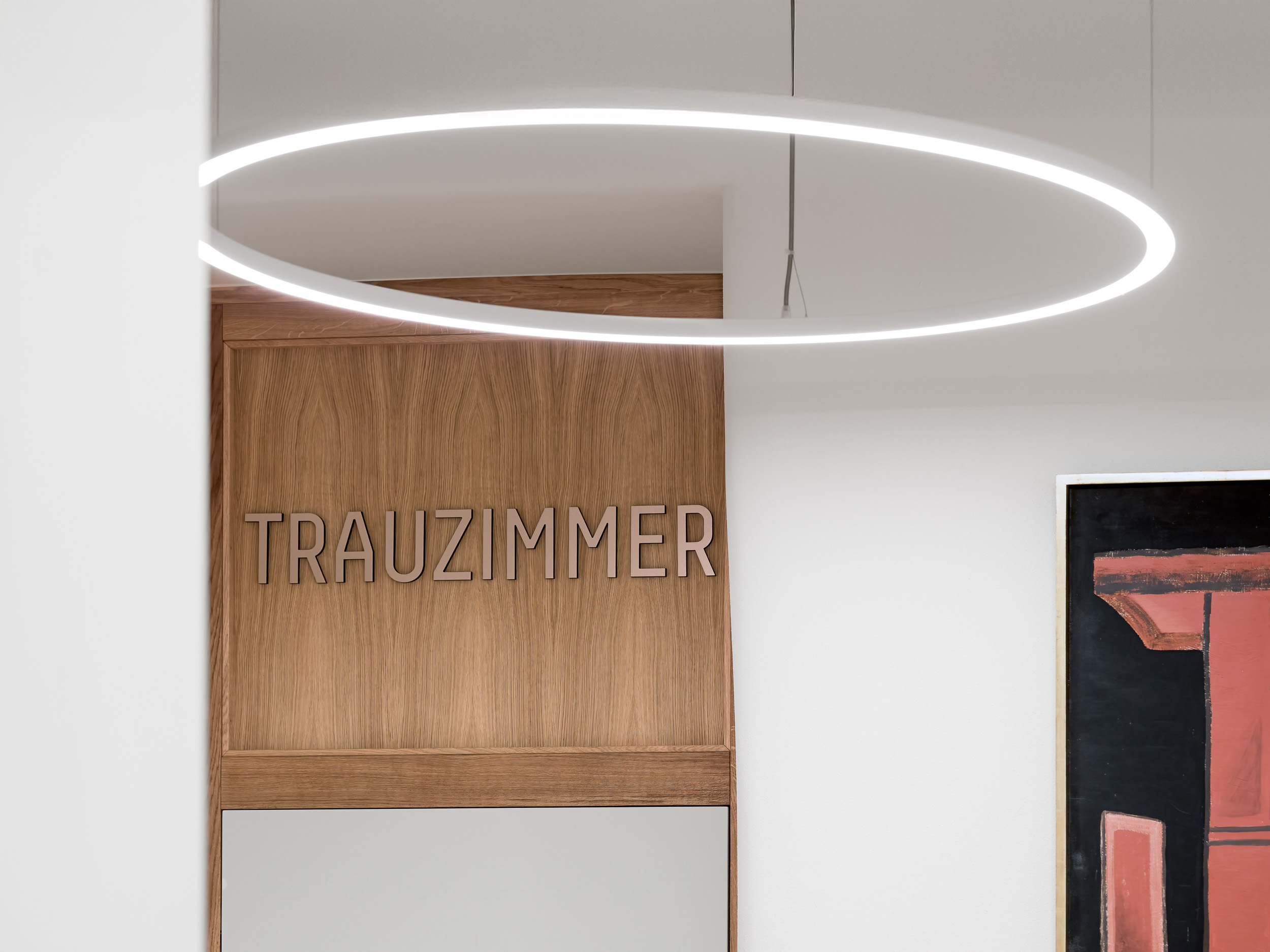 Beschriftung des Trauzimmers über der Eingangstür